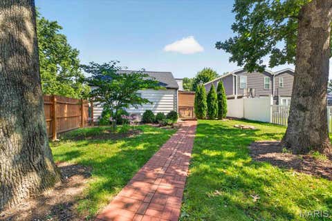 Tiny photo for 900 Dwyer Avenue, Kirkwood, MO 63122 (MLS # 26049247)