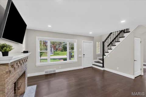 Tiny photo for 900 Dwyer Avenue, Kirkwood, MO 63122 (MLS # 26049247)