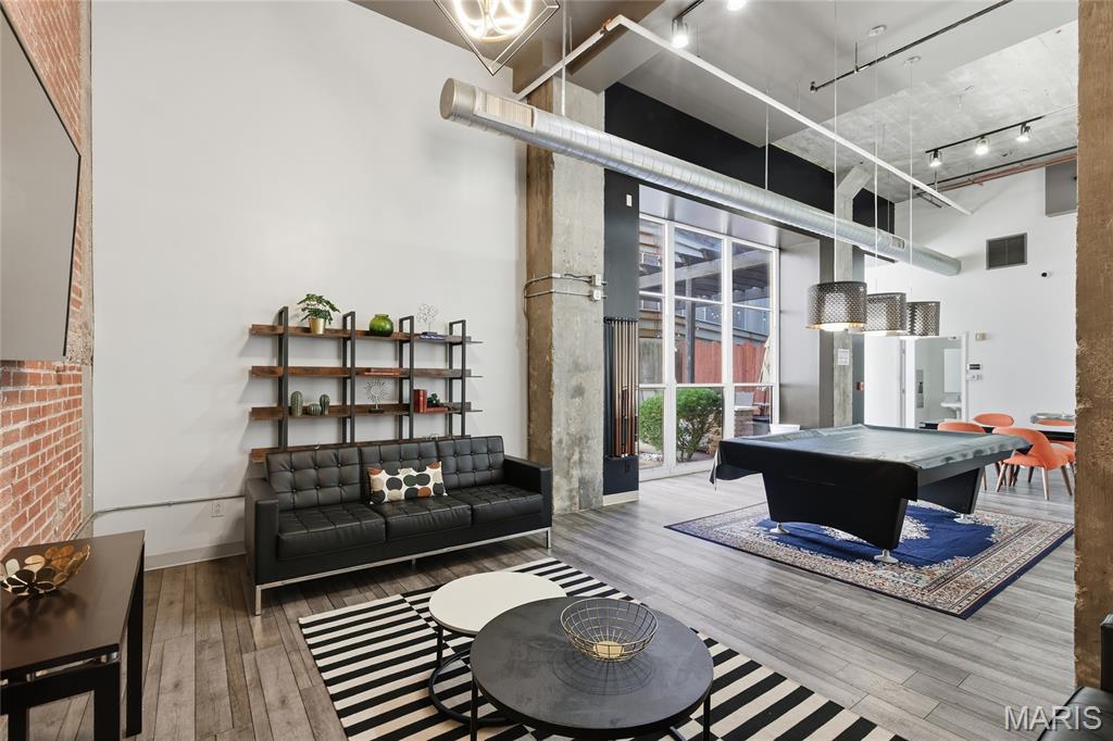 Annex Lofts Condo - Residential