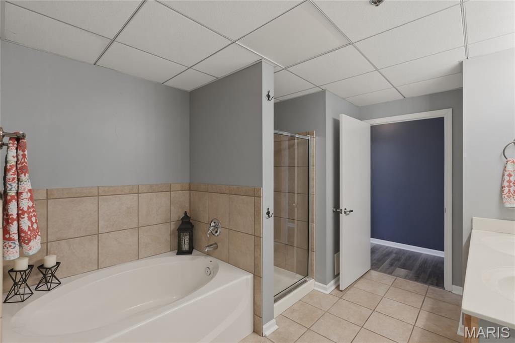 Annex Lofts Condo - Residential