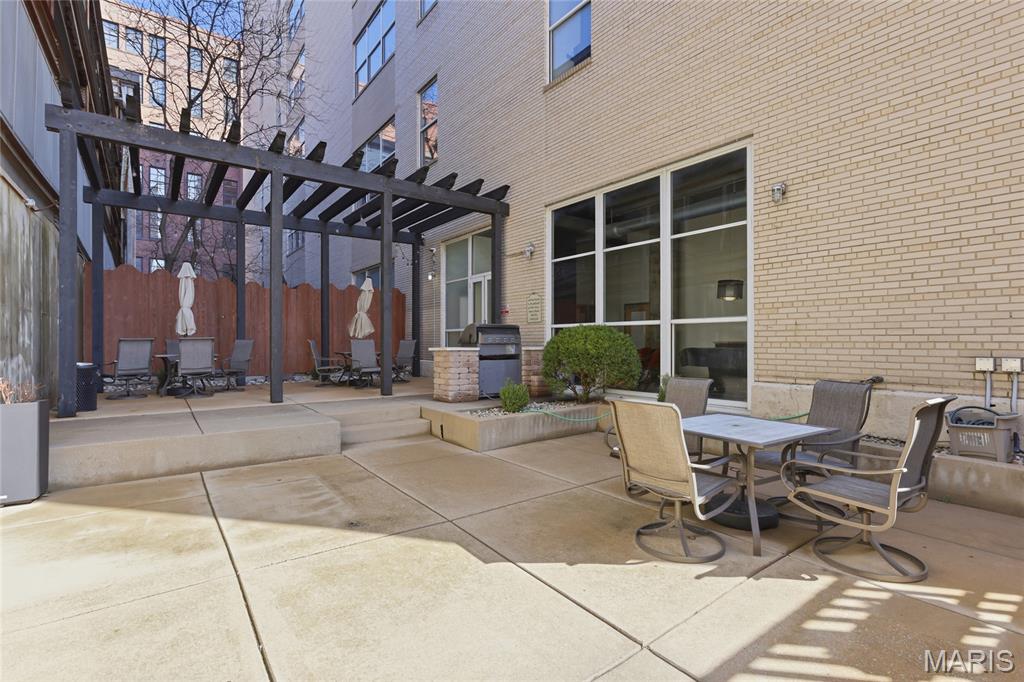 Annex Lofts Condo - Residential