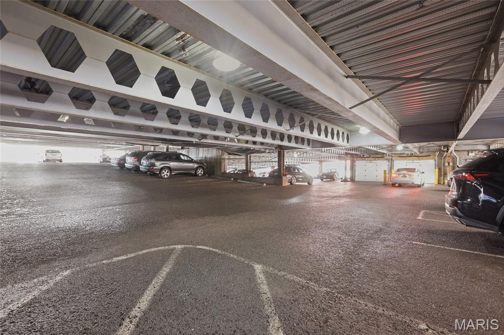 Annex Lofts Condo - Residential