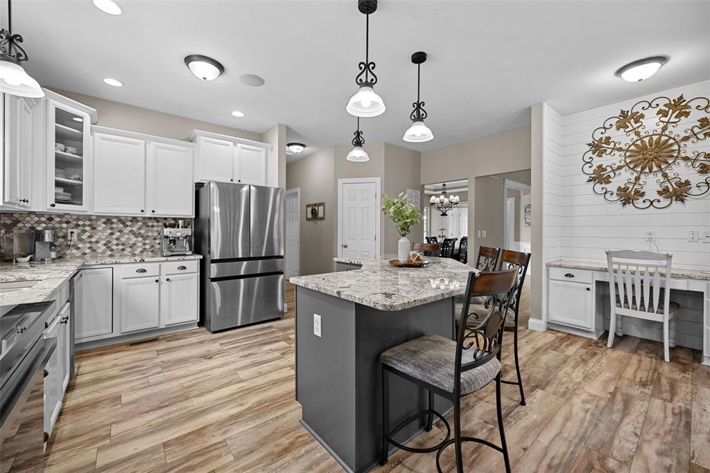 Wentzville, Missouri 63385, United States, 5 Bedrooms Bedrooms, ,4 BathroomsBathrooms,Residential,Active,138678