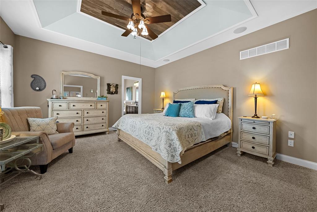 Wentzville, Missouri 63385, United States, 5 Bedrooms Bedrooms, ,4 BathroomsBathrooms,Residential,Active,138678