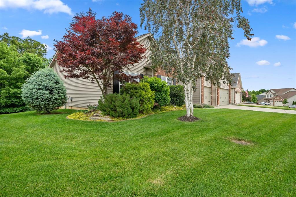 Wentzville, Missouri 63385, United States, 5 Bedrooms Bedrooms, ,4 BathroomsBathrooms,Residential,Active,138678