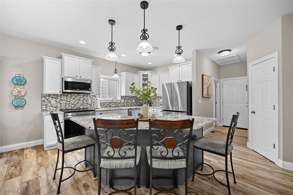 Wentzville, Missouri 63385, United States, 5 Bedrooms Bedrooms, ,4 BathroomsBathrooms,Residential,Active,138678