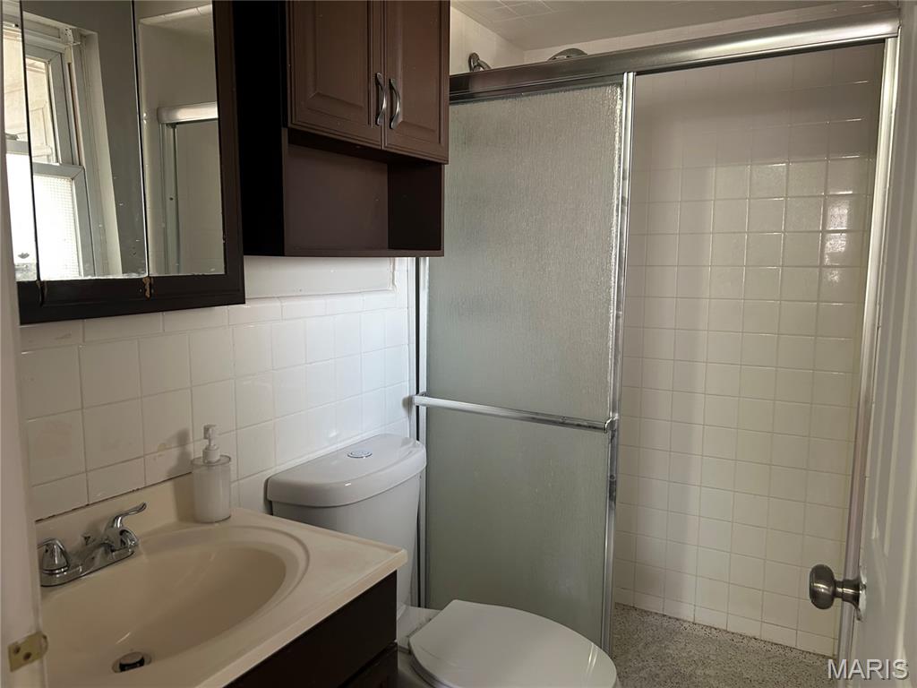 Rose Gardens 6 - Residential Lease