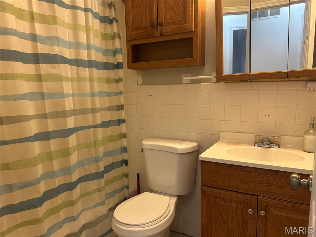 Rose Gardens 6 - Residential Lease