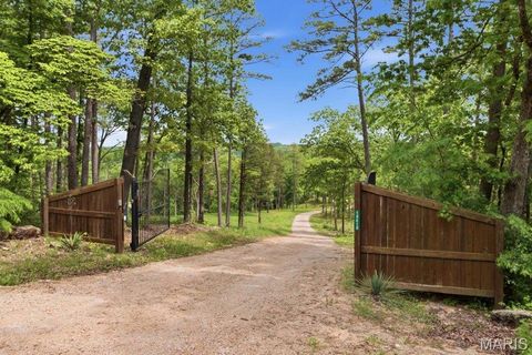 Tiny photo for 18418 Circle B Road, Eminence, MO 65466 (MLS # 26031353)
