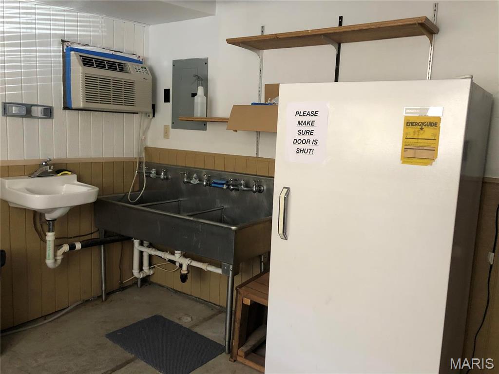 OTHER RURAL - Commercial Sale