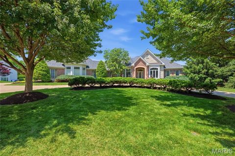 Photo of 238 Cornwall Drive, Weldon Spring, MO 63304 (MLS # 26031144)