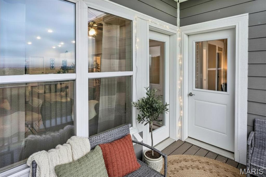 Vinyards Terrace Condomiums - Residential