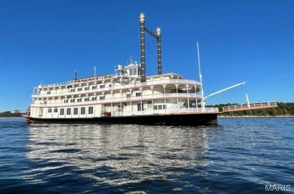 Vinyards Terrace Condomiums - Residential