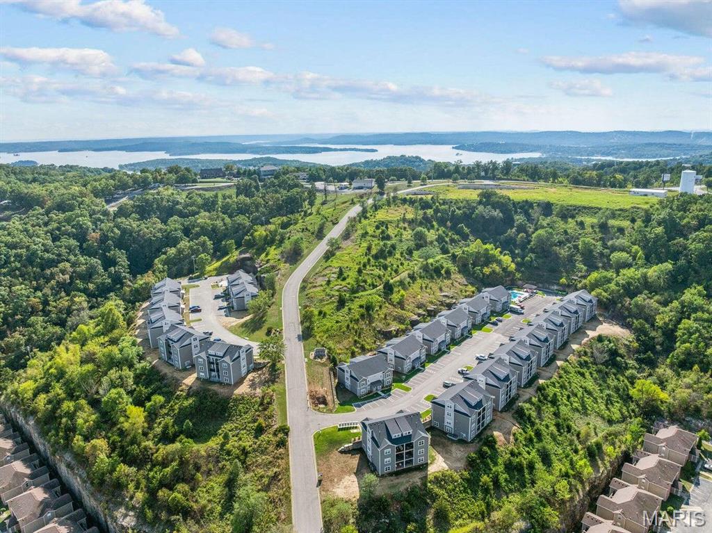 Vinyards Terrace Condomiums - Residential