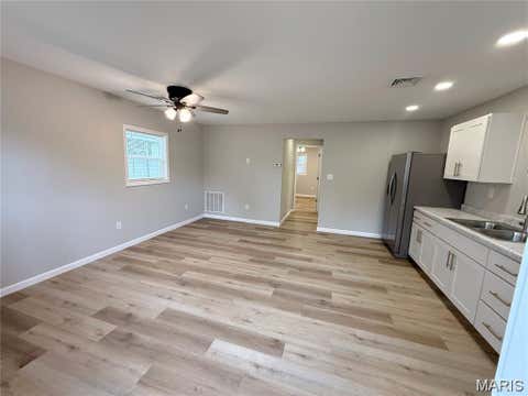 Tiny photo for 604 N Henderson Street, Salem, MO 65560 (MLS # 26042052)
