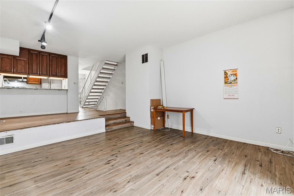 Braeshire Condo - Residential