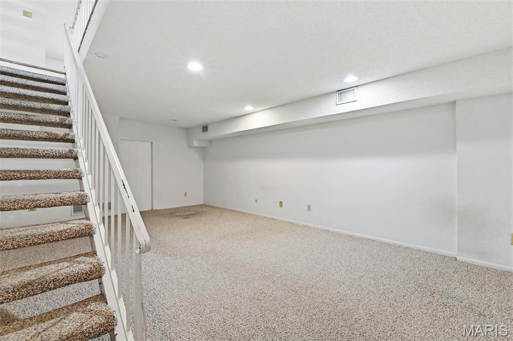 Braeshire Condo - Residential