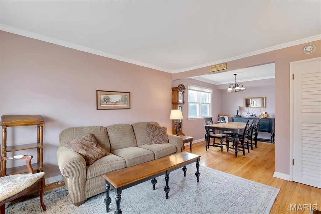 Photo of 10808 Clearwater Drive, Unincorporated, MO 63123 (MLS # 25066257)