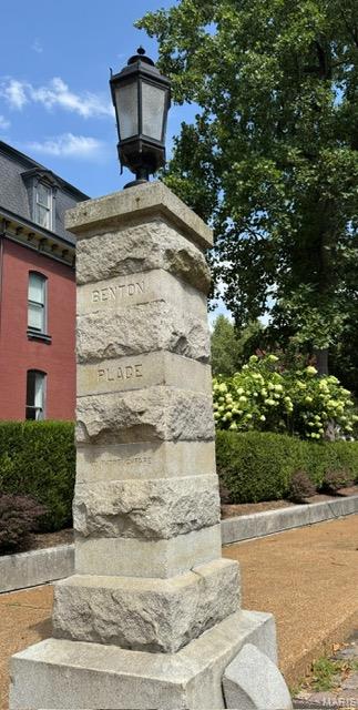 Lafayette Square - Land