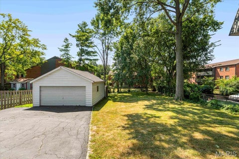 Tiny photo for 448 W Adams Avenue, Kirkwood, MO 63122 (MLS # 26056575)