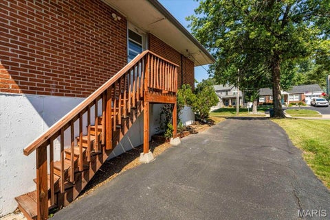 Tiny photo for 448 W Adams Avenue, Kirkwood, MO 63122 (MLS # 26056575)