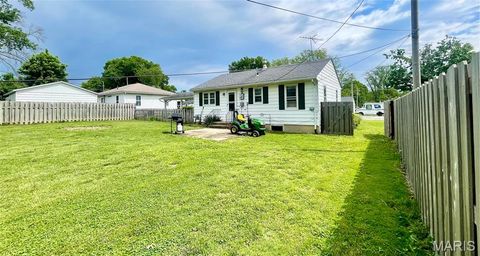Tiny photo for 205 Kuhne Boulevard, Troy, MO 63379 (MLS # 26026694)