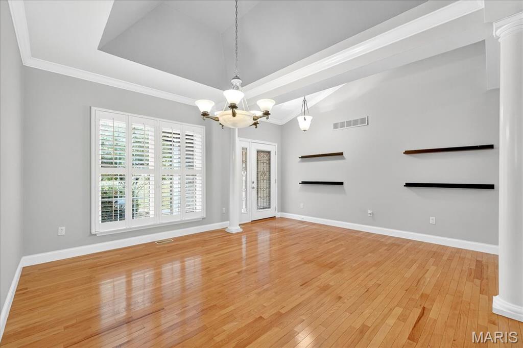 3940 Indian Ridge Lane