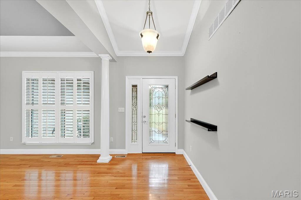 3940 Indian Ridge Lane