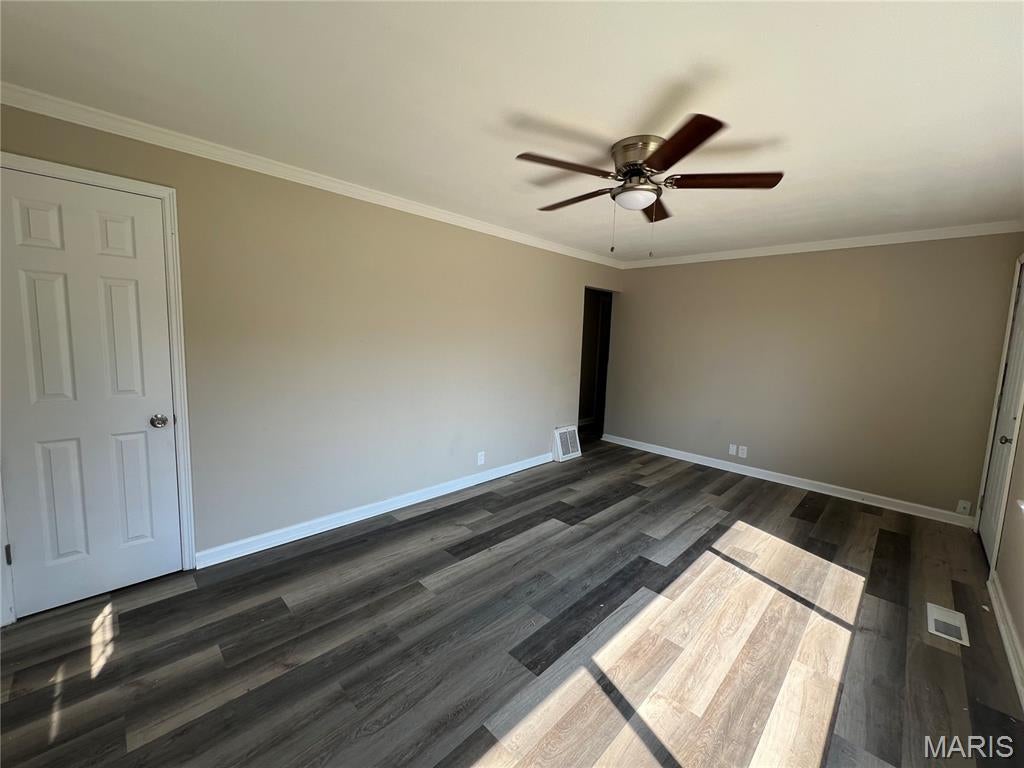 1271 Darr Drive