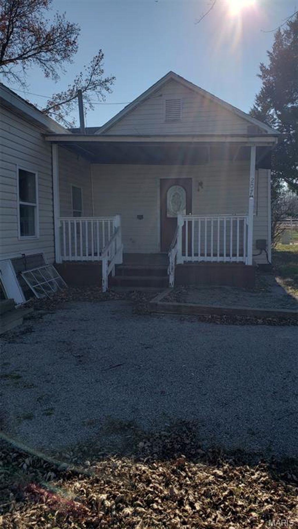 Photo of 207 NW Main Street, Cuba, MO 65453 (MLS # 25080037)