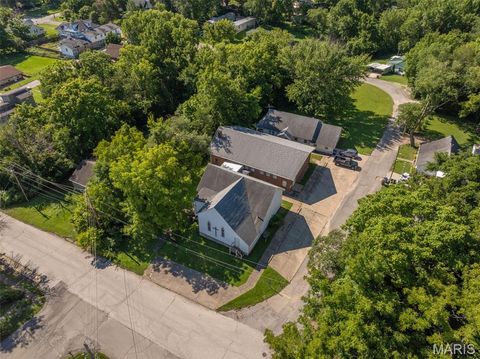 Photo of 228 Church Street, Winfield, MO 63389 (MLS # 25063347)