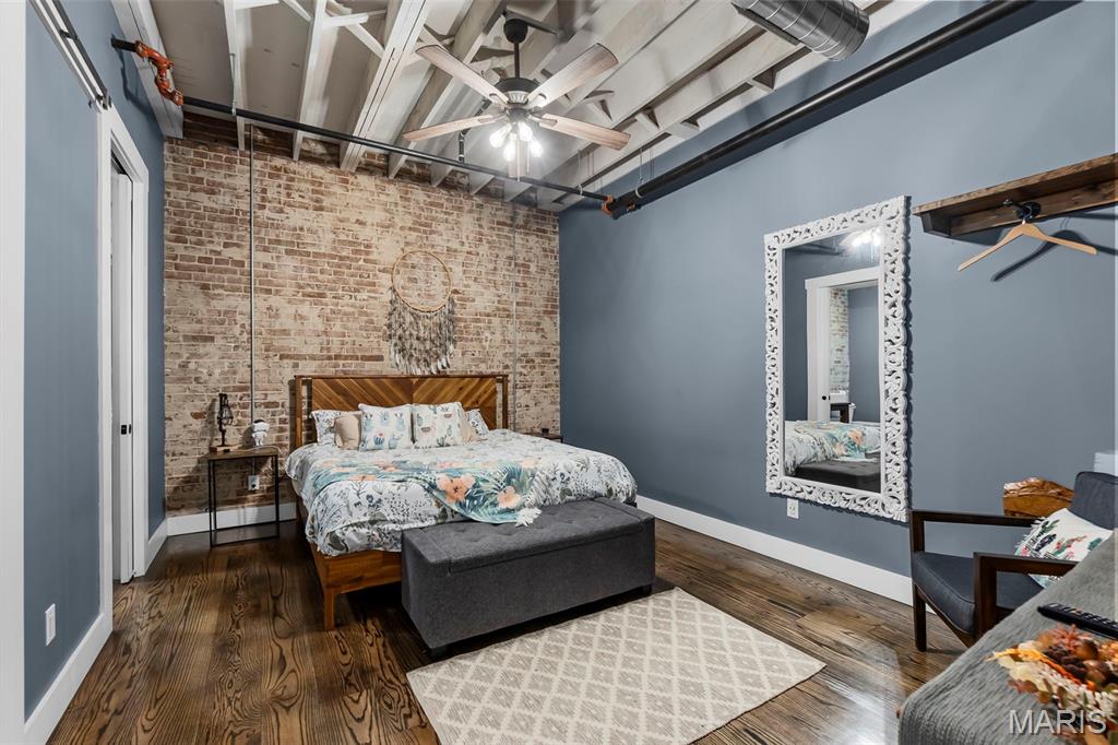 City/Perryville - Commercial Sale