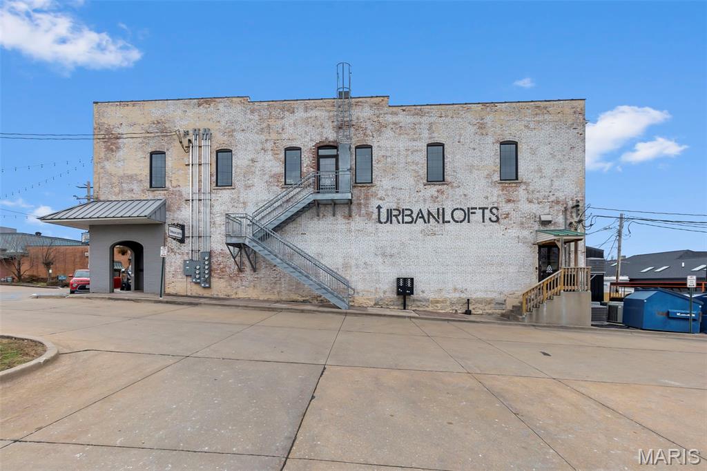 City/Perryville - Commercial Sale
