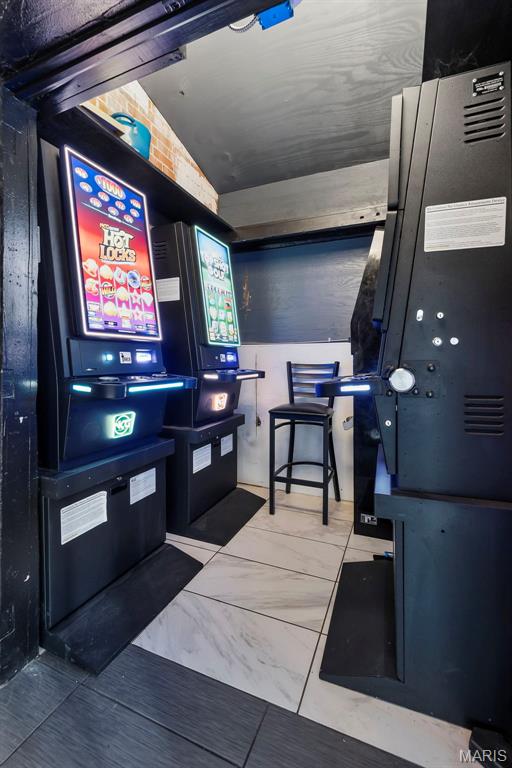 City/Perryville - Commercial Sale