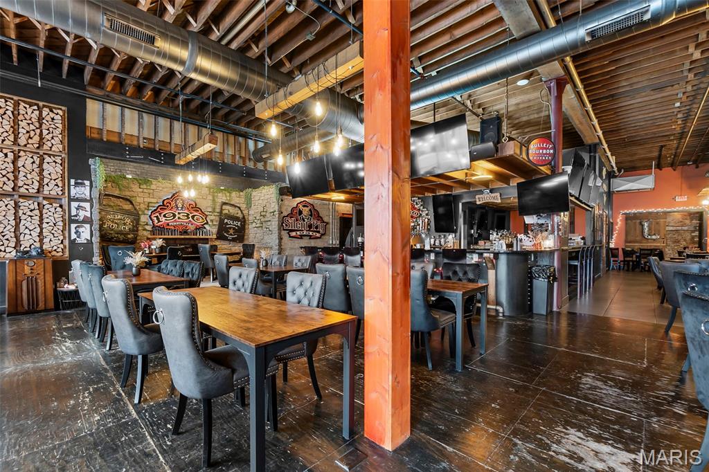 City/Perryville - Commercial Sale