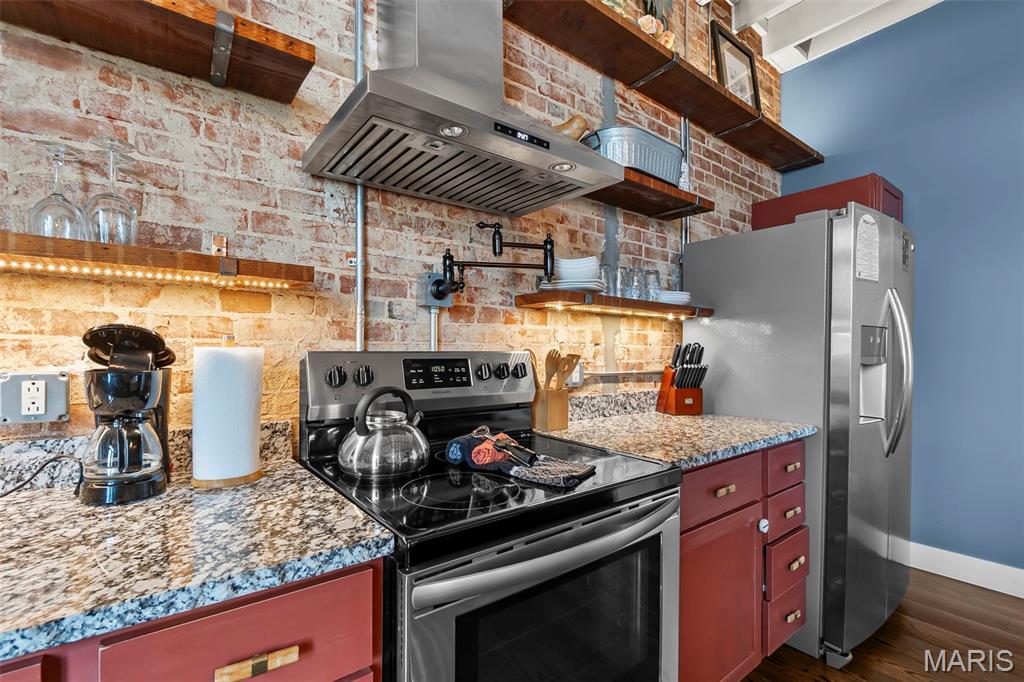 City/Perryville - Commercial Sale