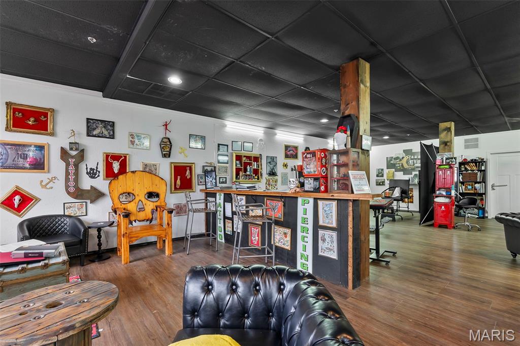 City/Perryville - Commercial Sale