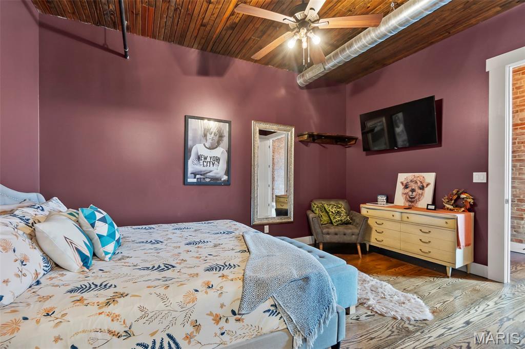 City/Perryville - Commercial Sale