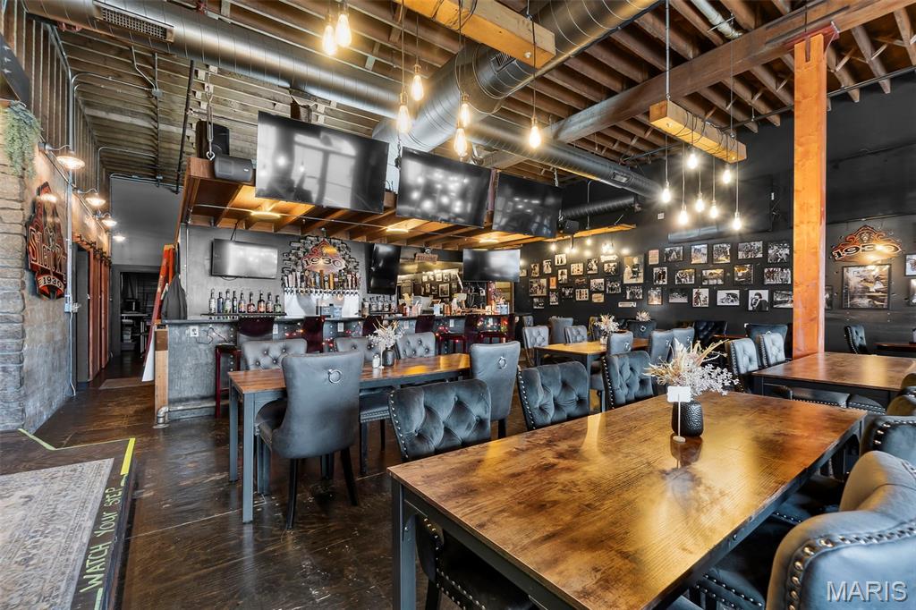 City/Perryville - Commercial Sale