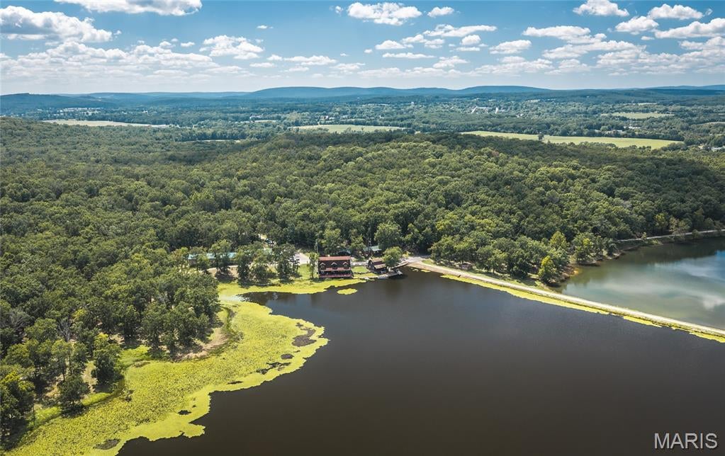 805 Vineyard lake Road
