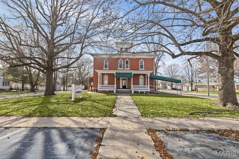 108 N Liberty Street Jerseyville IL 62052