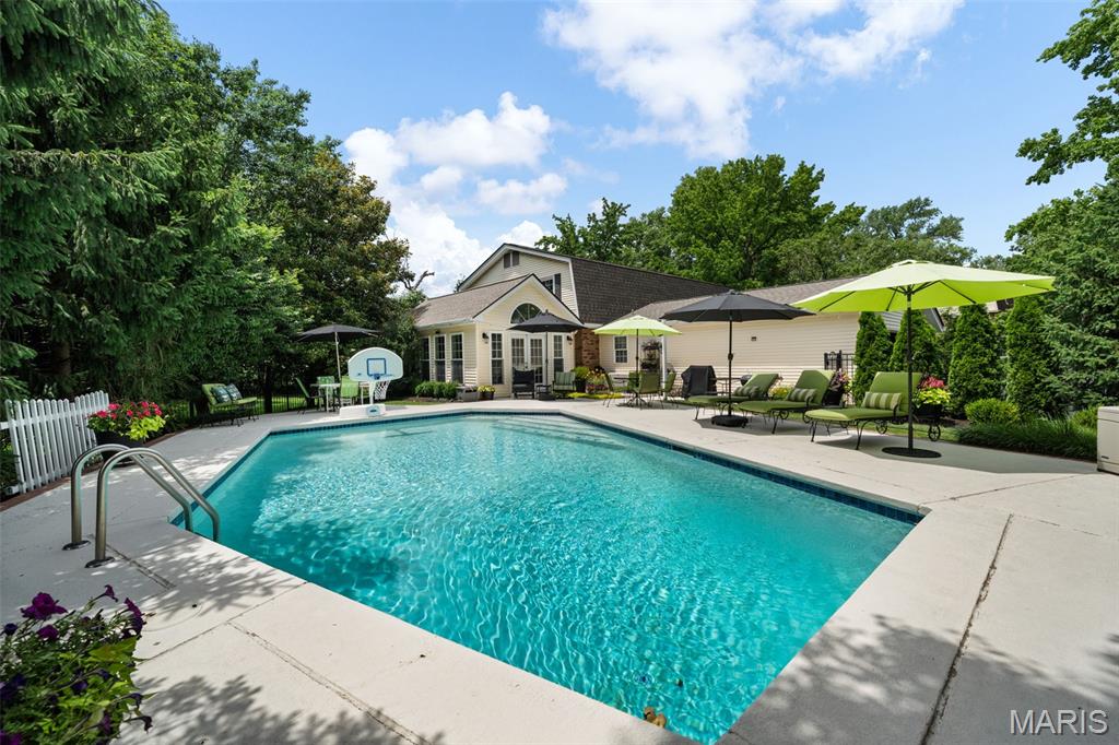 12226 Royal Valley Drive
