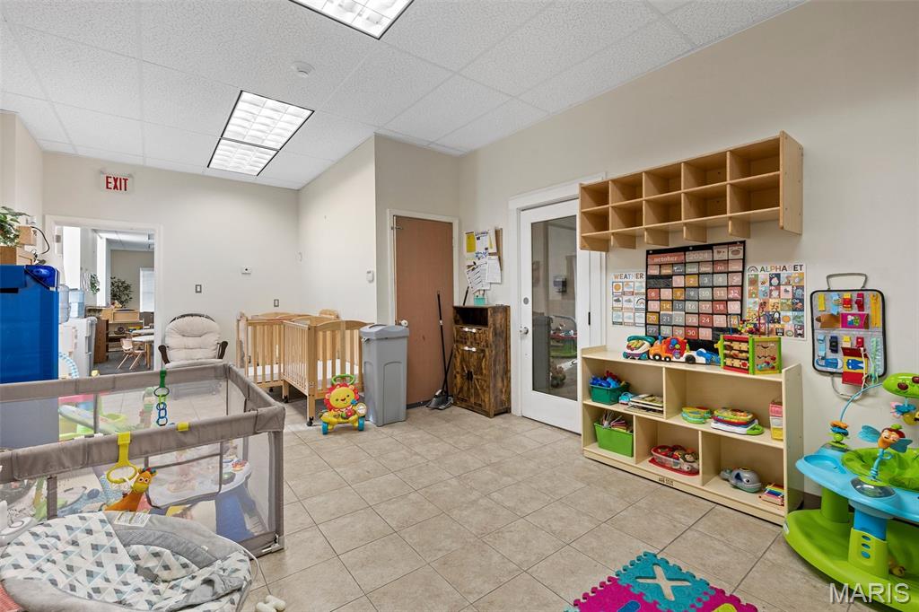 Ivorys Add - Commercial Sale