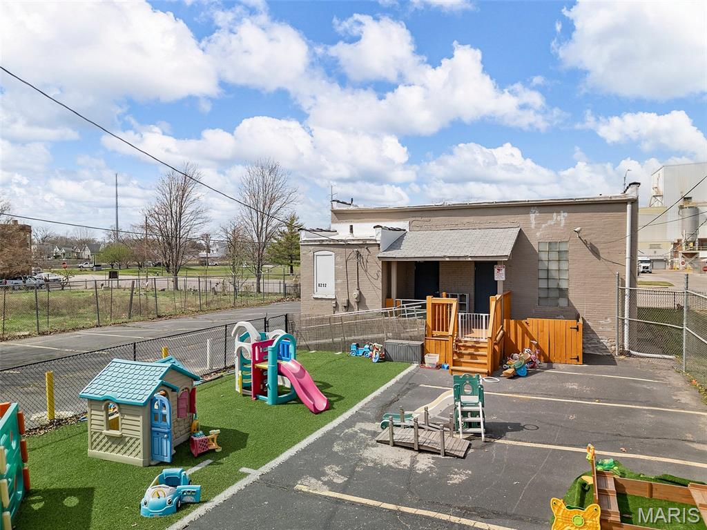 Ivorys Add - Commercial Sale