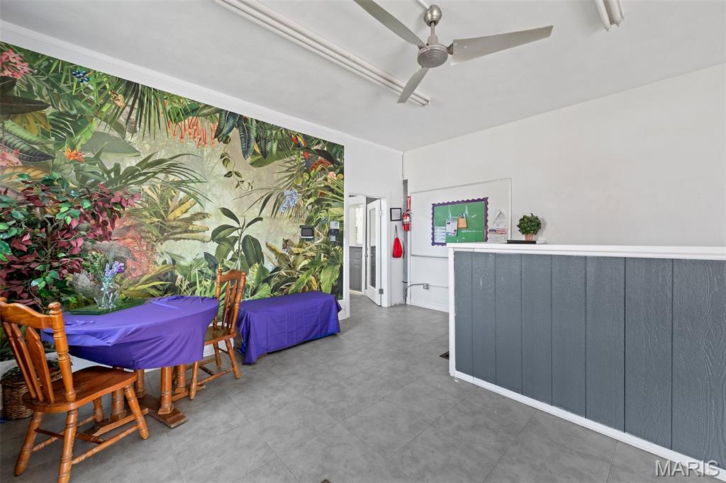 Ivorys Add - Commercial Sale