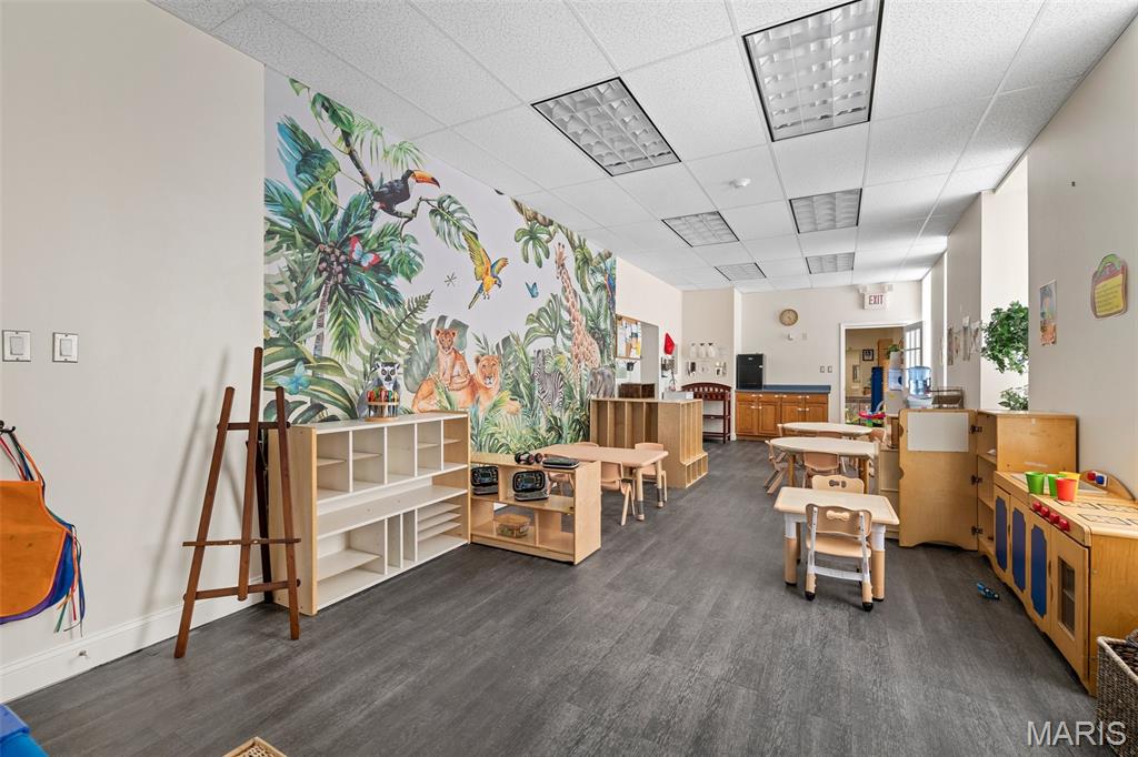 Ivorys Add - Commercial Sale