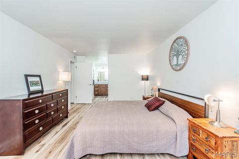 Tiny photo for 550 Coeur De Royale Drive #301, Creve Coeur, MO 63141 (MLS # 26015013)