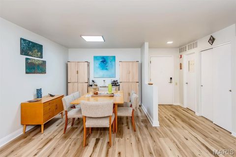 Tiny photo for 550 Coeur De Royale Drive #301, Creve Coeur, MO 63141 (MLS # 26015013)