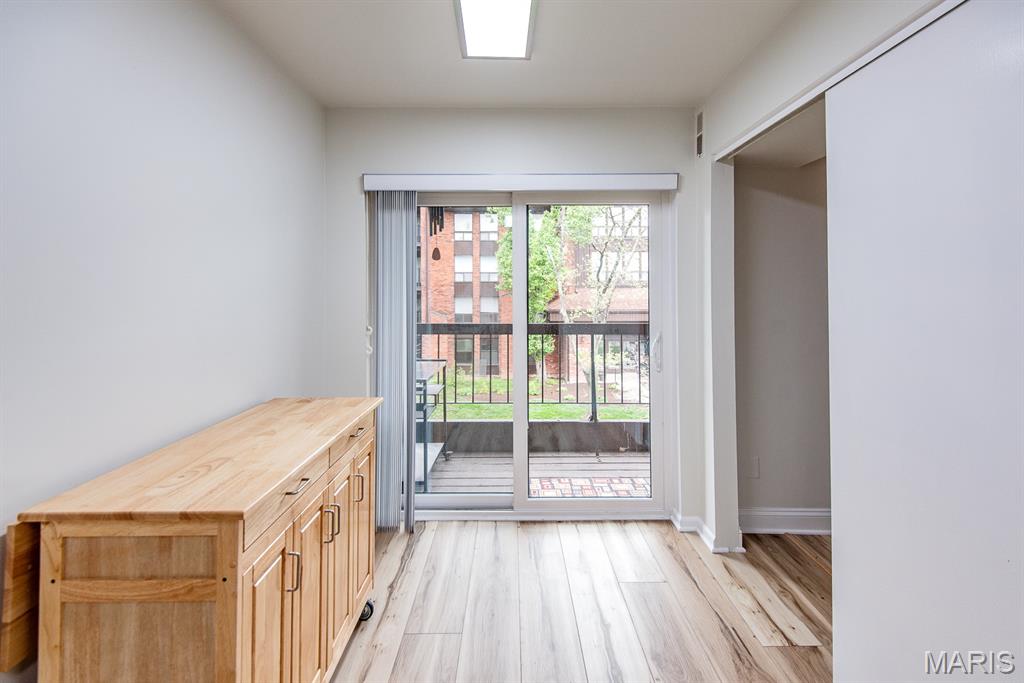 Coeur De Royale Condo Ph 2 1st - Residential