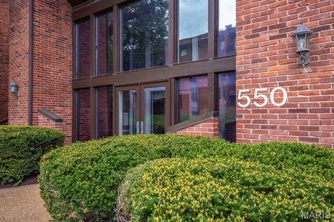 Tiny photo for 550 Coeur De Royale Drive #301, Creve Coeur, MO 63141 (MLS # 26015013)